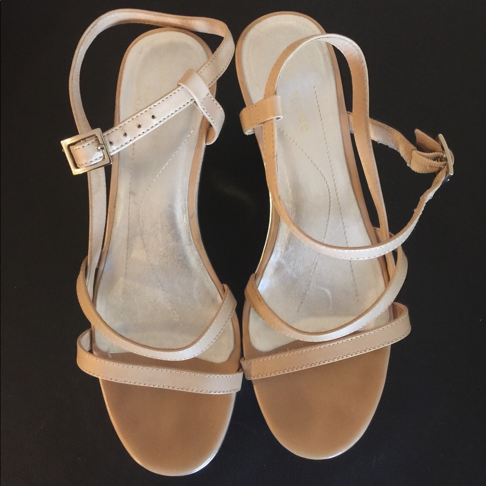 Kate spade tan platform sandals 6M